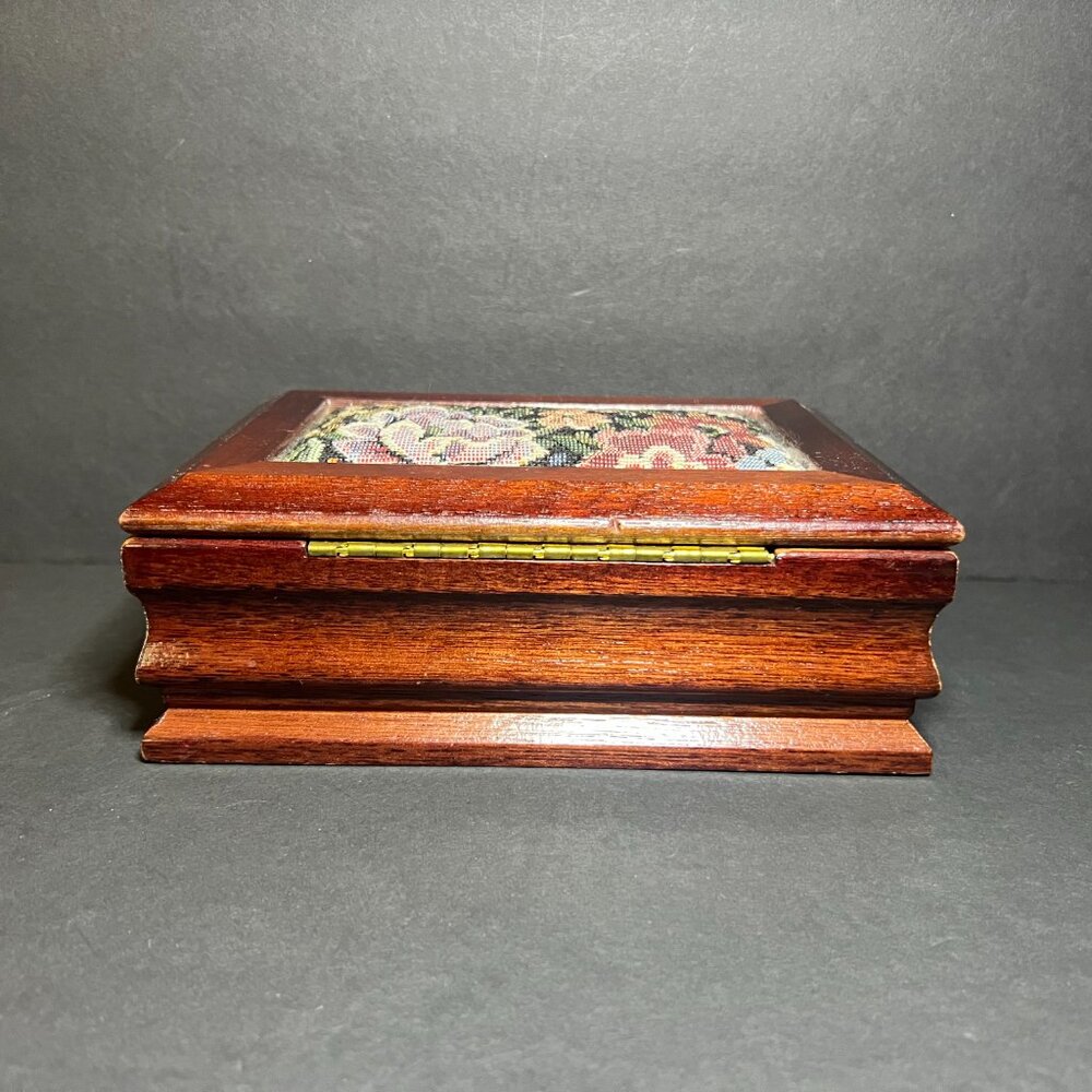Vintage Floral Tapestry Inlay Wooden Hinged Lid Pink Velvet Lined Jewelry Box - Picture 5 of 10